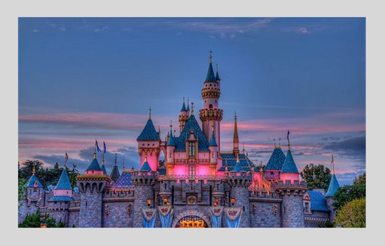Disneyland vs Disney World Castle